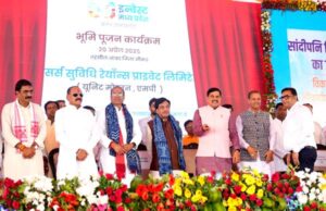 मेधावी विद्यार्थियों को लैपटाप, किसानों को सोलर पम्प देकर दिलाएंगे बिजली बिल से मुक्ति