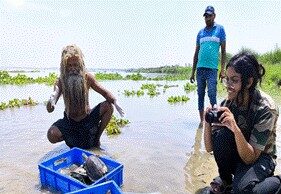 गंगा नदी के इकोसिस्टम में ऐतिहासिक कदम : तीन दशकों बाद गंगा नदी में छोड़े गए रेड-क्राउन्ड रूफ्ड टर्टल