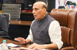 दिल्लीराज्य रक्षा मंत्री ने तीन डीपीएसयू को मिनीरत्न का दर्जा देने की दी मंजूरी