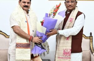 मुख्यमंत्री साय से केन्द्रीय कोयला एवं खान राज्य मंत्री सतीश चन्द्र दुबे ने की मुलाकात