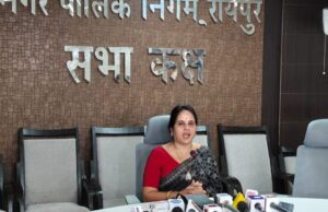 इंदौर में अध्ययन और भ्रमण से मिले ज्ञान और अनुभव को अपनाकर रायपुर में बनाएंगे स्वच्छता : मीनल चौबे