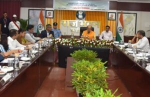 केवल रिर्पोर्ट पर निर्भर न रहें, निचले स्तर पर जाकर योजनाओें का क्रियान्वयन देखें : डेका