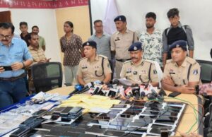 आधा दर्जन फ्लैट्स में चोरी करने वाले 2 अंतर्राज्यीय चोर गिरफ्तार