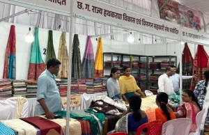 बीटीआई ग्राउण्ड शंकर नगर में लगी ग्रामोद्योग प्रदर्शनी को मिल रहा शानदार प्रतिसाद