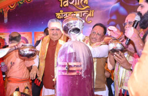 सावन की पावन बेला में मुख्यमंत्री श्री विष्णु देव साय ने किया भगवान शिव का रूद्राभिषेक, प्रदेशवासियों की समृद्धि और सुख-शांति की कामना