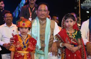 श्रीकृष्ण जन्माष्टमी उत्सव में उमड़ा आस्था का सैलाब : मुख्यमंत्री श्री विष्णु देव साय हुए शामिल