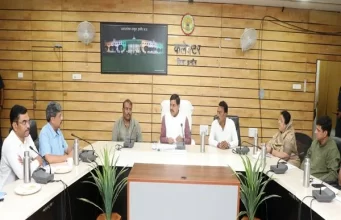 सड़क दुर्घटना : पुलिस उपायुक्त यातायात को हटाया, आठ पुलिस अधिकारी-कर्मचारी निलंबित