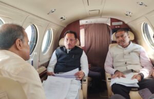 बाढ़ प्रभावितों का हाल जानने उनके बीच पहुँचे मुख्यमंत्री श्री साय: अधिकारियों को राहत एवं पुनर्वास कार्यों में तेजी लाने के निर्देश