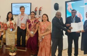 कार्यक्रम में आदरणीय महोदयों द्वारा ग्राम वासियों को मुख्यतः सोशल सिक्यूरिटी स्कीम, जनसुरक्षा PMJJBY/PMSBY, Re-kyc,वित्तीय साक्षरता, साइबर फ्रॉड,Money Mule आदि की महत्वता के संबंध में जानकारी दी गई l