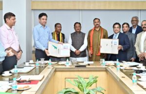 मुख्यमंत्री विष्णुदेव साय का संकल्प: आदिवासी अंचलों सहित सभी नागरिकों तक पहुँचे विश्वस्तरीय स्वास्थ्य सुविधा