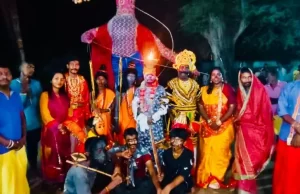 जहाँ कभी गूंजती थी बंदूकों की आवाज़, अब सुनाई देती है ढोल-नगाड़ों और आरती की गूँज