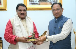 मुख्यमंत्री श्री साय से केंद्रीय जनजातीय कार्य मंत्री श्री जुएल ओराम ने की सौजन्य मुलाकात