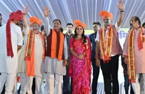 सीएम साय रावणभांठा एवं शंकरनगर दशहरा उत्सव में हुए शामिल, भव्य आतिशबाजी देखने को उमड़ी भारी भीड़