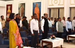 राजभवन में ‘‘वंदे मातरम्‘‘ के 150 वर्ष पर सामूहिक गायन