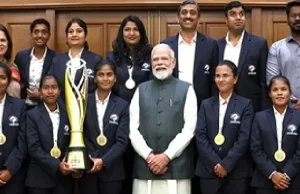 PM ने टी-20 क्रिकेट विश्व कप विजेता भारतीय महिला दृष्टिबाधित खिलाड़ियों से बातचीत की
