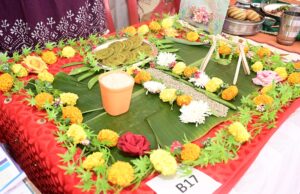 19 दिसंबर शुक्रवार को स्वदेशी मेला के द्वितीय दिवस के अवसर पर दोपहर 12:00 पांच परिवर्तन पर एक संगोष्ठी आयोजित की गई जिसमें मुख्य वक्ता थे जुगराज धर द्विवेदी जी क्षेत्रीय प्रचारक विशेष संपर्क विभाग विश्व हिंदू परिषद मध्यक्षेत्र।