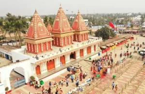 मकर संक्रांति से पहले गंगासागर मेले में उमड़ा श्रद्धालुओं का सैलाब, पवित्र संगम पर आस्था की डुबकी
