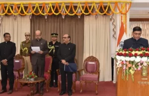 राज्यपाल डेका ने नवनियुक्त मुख्य सूचना आयुक्त और राज्य सूचना आयुक्त पद की शपथ दिलाई