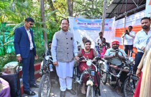 मुख्यमंत्री जनदर्शन में दिव्यांगजनों को मिली राहत