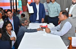 60 वर्षीय अविवाहित श्रमिक श्री हनुमंत राव का नहीं बना था राशन कार्ड