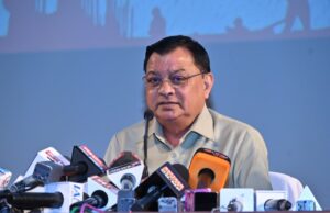 श्रम मंत्री श्री लखनलाल देवांगन की पत्रकारवार्ता