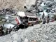 बड़ा सड़क हादसा: खाई में गिरी सेना की गाड़ी, 10 जवान शहीद, 11 घायल