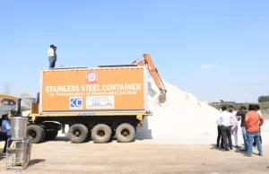 भारतीय रेल की ऐतिहासिक पहल: नमक लोडिंग के लिए स्टेनलेस स्टील कंटेनरों का सफल ट्रायल