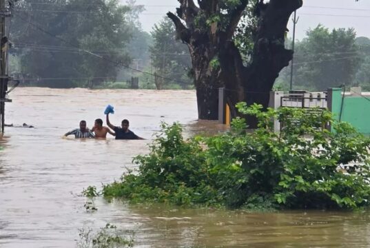 प्राकृतिक आपदाओं से निपटने में केंद्र का अतिरिक्त सहयोग
