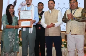 अपनी भावनाओं, दुख और खुशी को व्यक्त करने का सबसे सरल और सशक्त माध्यम हमारी मातृभाषा होती है : डेका