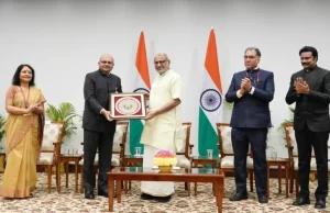 आयकर के 79वें बैच के प्रशिक्षु अधिकारियों ने उपराष्ट्रपति से भेंट की