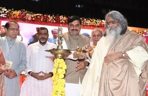 आनंद एक ऐसी सुखानुभूति है, जो अर्थ क्रय से नहीं, अंतस से होती है अनुभूत : मुख्यमंत्री