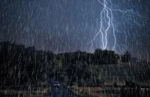 छत्तीसगढ़ में मौसम ने ली करवट: आंधी-तूफान, बारिश और ओलावृष्टि से गर्मी से राहत