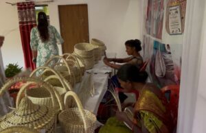 पारंपरिक हस्तशिल्प उत्पाद बना आजीविका का साधन