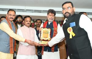 रींवा-रायपुर हवाई सेवा से बढ़ेगी विकास की रफ्तार: उपमुख्यमंत्री श्री राजेन्द्र शुक्ल