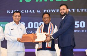 उद्योग और श्रम विभाग के आपसी समन्वय से संवर रहा है – छत्तीसगढ़