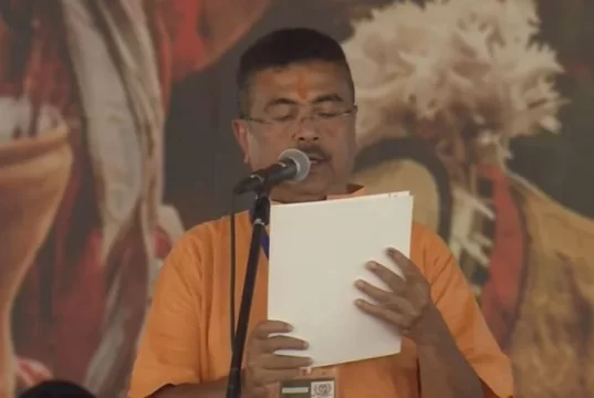 पश्चिम बंगाल में सत्ता परिवर्तन, सुवेंदु अधिकारी ने ली मुख्यमंत्री पद की शपथ