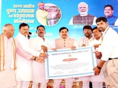 सरकार खरीदेगी दूध, पशुपालकों को दिलाएगी दूध का समुचित दाम : मुख्यमंत्री