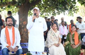 एक चौपाल ऐसा भी जहाँ खुशियों और तालियों की रही गूंज