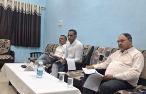 लोक निर्माण विभाग के सचिव ने सड़कों और भवनों के कार्यों की समीक्षा की