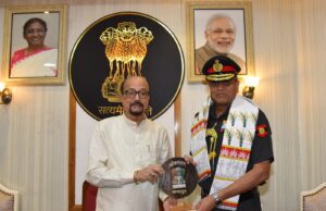 राज्यपाल श्री डेका से लेफ्टिनेट जनरल अनिंद्या सेनगुप्ता ने की सौजन्य भेंट