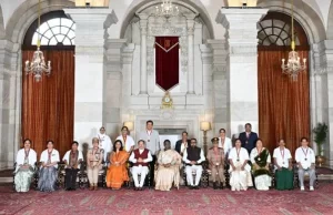 राष्ट्रपति ने 15 पुरस्कृत व्यक्तियों को किए राष्ट्रीय फ्लोरेंस नाइटिंगेल पुरस्कार प्रदान