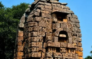 बिना गारा-चूने के बना चमत्कारी घाघरा मंदिर, प्राचीन भारतीय वास्तुकला का अद्भुत और रहस्यमयी नमूना