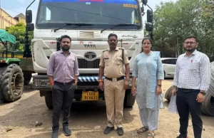 रेत के अवैध परिवहन मामले में हाईवा जब्त