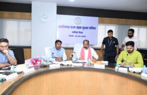 राज्य सड़क सुरक्षा परिषद की बैठक में दोनों उपमुख्यमंत्रियों और परिवहन मंत्री ने की समीक्षा