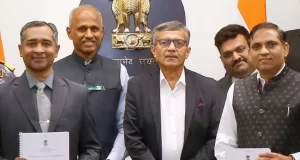 भारतीय नौसेना के लिए 1.25 मेगावाट के 12 मरीन गैस टर्बाइन जनरेटर सेट के लिए 425 करोड़ रुपये के अनुबंध पर हस्ताक्षर