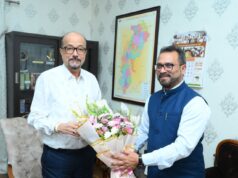 राज्यपाल श्री डेका से प्रधान मुख्य वन संरक्षक श्री अरुण कुमार पाण्डेय ने की सौजन्य भेंट