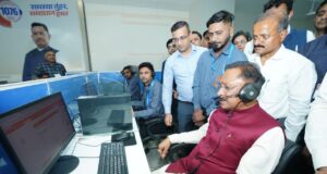 मुख्यमंत्री ने सीएम हेल्पलाइन पर कॉलर श्री पूनाराम ठाकरे से स्वयं की बात