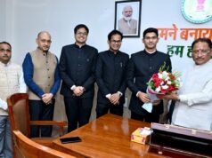 मुख्य सचिव ने ई-ऑफिस एवं समयबद्धता के लिए मंत्रालय के अधिकारी और कर्मचारियों को दिए प्रशंसा पत्र