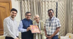 आंजनेय विश्वविद्यालय ने पद्मश्री प्रो. प्रकाश चंद्र सूद का किया सम्मान, सात दशक की वैज्ञानिक साधना को मिला अभिनंदन