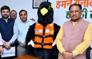 राष्ट्रीय कायाकिंग-केनोईंग प्रतियोगिता के मस्कट ‘पहाड़ी मैना’ का मुख्यमंत्री ने किया विमोचन